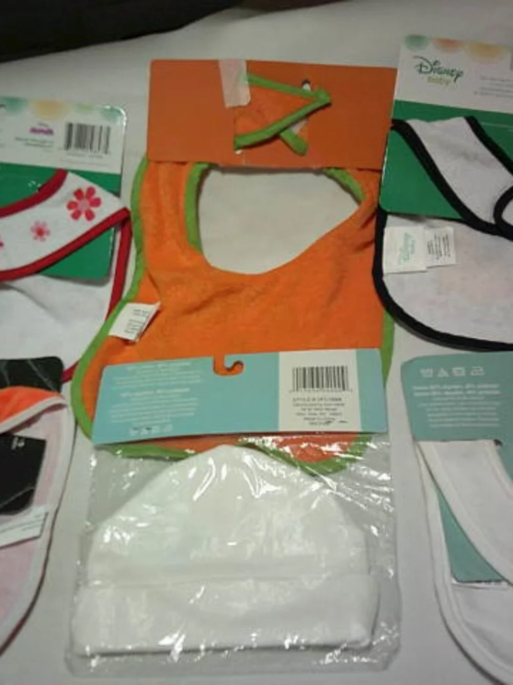 NEW LOT DISNEY MINNIE & MICKEY MOUSE & PUMPKIN BABY BIBS w/ TEDDY BEAR SET 👶